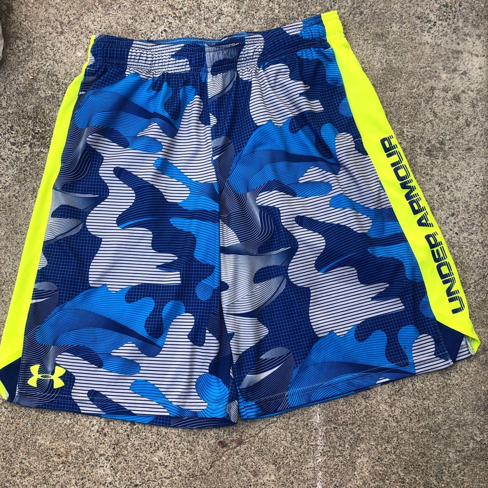 🩷Under Armor kids shorts